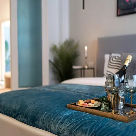 Modern 3br Lofts - Contemporary Design By Calea Victoriei *