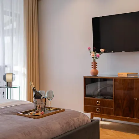 Appartement Modern 3br Lofts - Contemporary Design By Calea Victoriei Boekarest