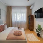 Modern 3br Lofts - Contemporary Design By Calea Victoriei *