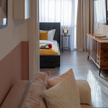 Modern 3br Lofts - Contemporary Design By Calea Victoriei