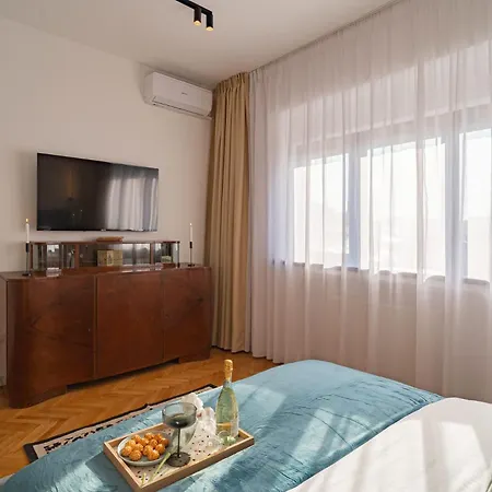 Modern 3br Lofts - Contemporary Design By Calea Victoriei شقة