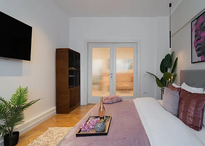 Modern 3br Lofts - Contemporary Design By Calea Victoriei