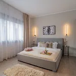 Modern 3br Lofts - Contemporary Design By Calea Victoriei شقة بوخارست