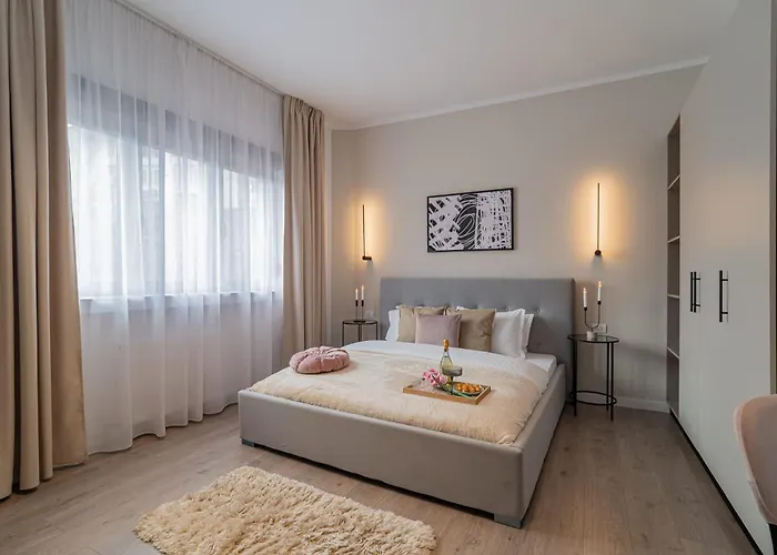 Modern 3br Lofts - Contemporary Design By Calea Victoriei Apartment Bukarest