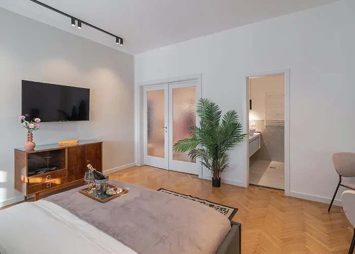 Modern 3br Lofts - Contemporary Design By Calea Victoriei * Boekarest
